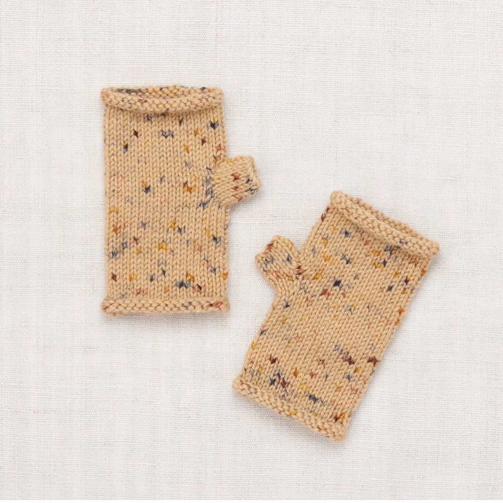 Misha & Puff Like new merino wool kids hand warmers